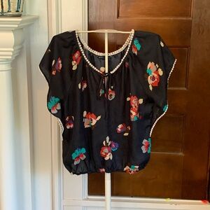 American‎ Eagle Outfitters dolman sleeve blouse. Worn once